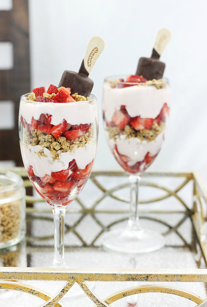 Strawberry Banana Breakfast Parfaits - Easy Home Meals