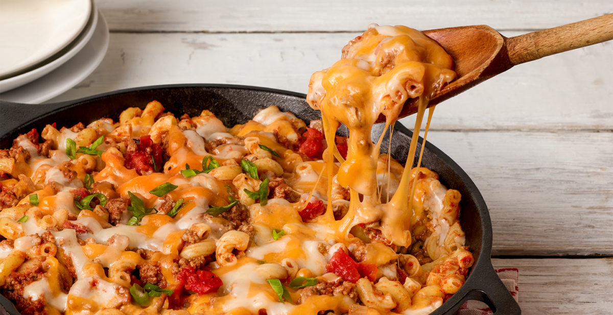 Skillet Chili Mac - Borden® Cheese